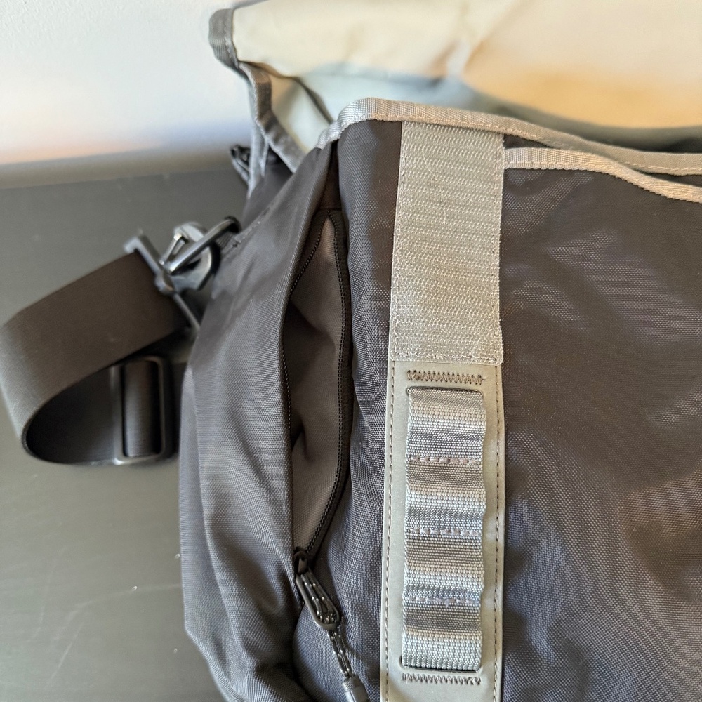 TIMBUK2 messenger bag - Picture 9 of 9